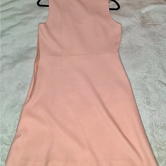Chic Ruffled Dusty Rose Peach Sleeveless Dress for Simple Elegance US8 - Picture 3 of 10